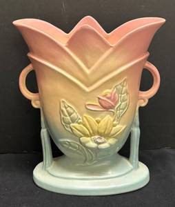 A2 - Vintage Hull Pottery Magnolia Vase