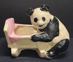 F1 - McCoy Panda with Crib Planter