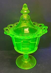 F1 - Heisey Uranium Glass Candy Dish with Lid