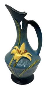 E4 - Roseville Zephyr Lily Ewer Vase