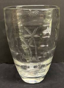 N1 - Tiffin Bamboo Ribbed Etched Vase