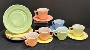 L1 - Vintage Hazel Atlas Childrens Hostess Set