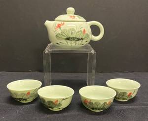C2 - Petite Vintage Japanese Tea Set