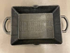 Hershey's Cast Iron Baking Pan - Rectangular with Side Handles