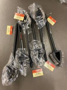 World Grill Dual Bristle Grill Brush - Stainless Steel Bristles, Long Ergonomic Handle