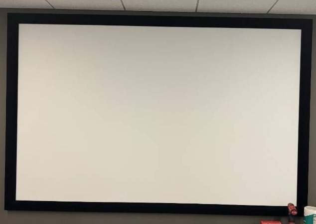 DA-LITE 113 Diagonal Snap Fixed Frame Movie  Projection Screen