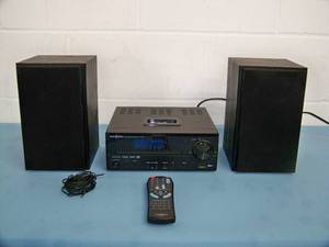 Insignia NS-ES61111 CDDVDMP3 Executive Shelf System with iPod Dock and Remote Control