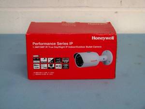 Honeywell Performance Series HBD3PR1 3MP Outdoor Network Bullet Camera with Night Vision - NEW IN OPEN BOX