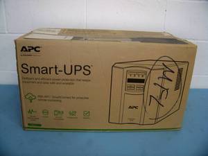 APC Smart-UPS SMT1000C with SmartConnect - NEW IN BOX