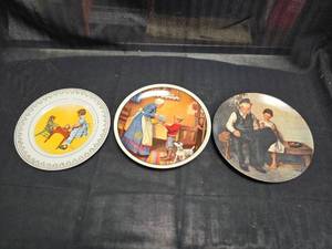3 Vintage Decorative plates