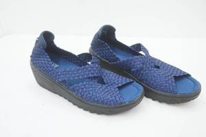 Canyon River Mules size 9m