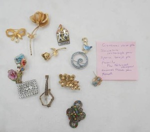 Jewelry Lot Pins. Giovanni, Slovakia, Spain, Enamel