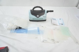 Small Sizzix Texture Boutique Embossing Machine & Stencils