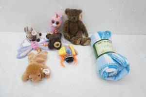 TY Beanie Babies & NEW 50x60 Fleece Throw Blanket