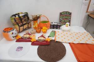 Fall & Halloween Decor