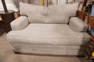 Franklin Furniture Protege Crosby Dove Loveseat 63 W x 43 D x 40 H