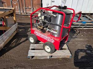NEW - Magnum 4000 Series Gold Hot Water Pressure Washer - 15HP Gas Engine, 3.5 GPM  4000 PSI