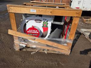 BRAND NEW - Little Wonder Monster Truck Loader - Vanguard 18 hp Engine