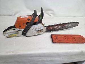 STIHL MS 261 Chainsaw - 18 in Bar - Gas Powered - Used