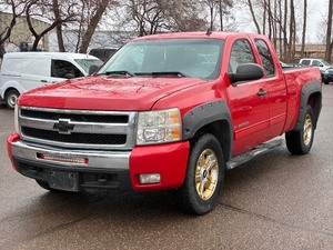 2011 CHEVROLET SILVERADO 1500 LT 4x4  No Accidents Reported  146k Miles (NO RESERVE)