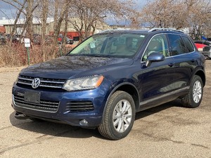 2014 VOLKSWAGEN TOUAREG TDI SPORT All Wheel Drive  2 Owner  No Accidents Reported  120k Miles (NO RESERVE)