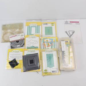 Cottage Cutz Nestled Stitched Scallop Circle Set