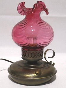 Fenton Vintage Cranberry Bowknots Wild Rose Lamp
