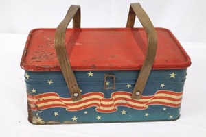 Patriotic Tin Lunch Box - Star Pattern w Flags &amp USA&nbsp
