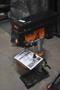 WEN 4214T 5-Amp 12-Inch Variable Speed Cast Iron Benchtop Drill Press with Laser and Work Light