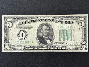 1934 D Green Seal $5 Dollar Federal Reserve Note