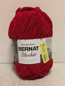 NEW YARNSPIRATIONS BERNAT BLANKET YARN RED
