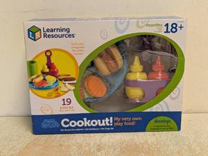 NEW LEARNING RESOURCES COOKOUT MY VERY OWN PLAY FOOD