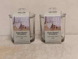 2 NEW BETTER HOMES & GARDENS APOTHECARY JARS