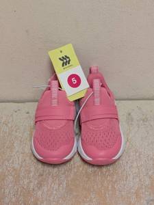 NEW ALL IN MOTION TODDLER DANNIE SLIP SIZE 5 PINK