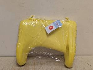 NEW CAT & JACK KIDS RAIN BOOTS SIZE 3 YELLOW