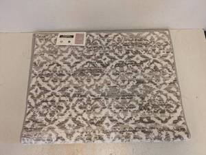 NEW MINERAL SPRING TAHARA ACCENT RUG