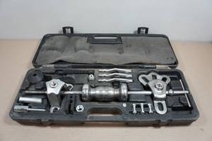 9-Way Slide Hammer and Puller Set
