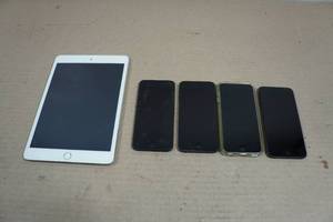 Apple iPad Mini 3 and 4 iPods