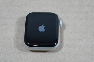 Apple Watch SE 40mm Smart Watch with GPS
