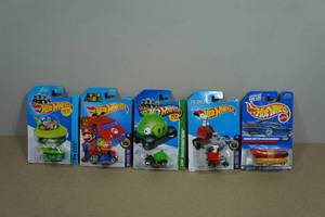 Hot Wheels - Jetsons, Mario, Angry Birds, Peanuts, Oscar Mayer