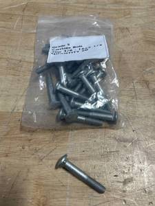 Lot of 20- Grade 5 Carriage Bolts Zinc 38 - 16x2 12
