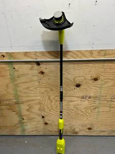 Ryobi 40 V 15  string trimmer (read description)