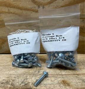 Lot of 40 Grade 5 Carriage Bolt 14 20x1 34