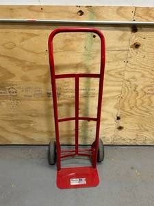 Milwaukee 600-lb. Capacity Hand Truck