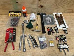 Random assortment of tools