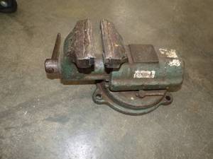 Bench Vise
