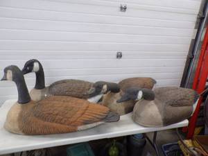 4 Large Goose Decoys