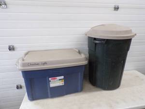 32 Gallon Garbage Can and 31 Gallon Tote