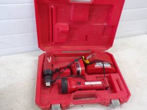 Milwaukee Cordless Drill Battery, light and case
