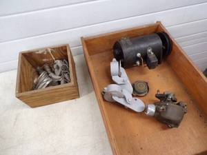 Alternator, Hydraulic cylinder stops, Carburetor and parts